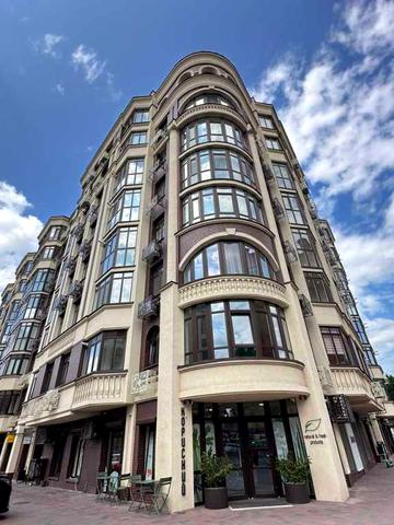 Пилипа Орлика вул. (Паризької Комуни), 26