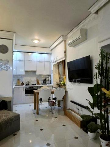 Велика Васильківська вул. (Червоноармійська), 134