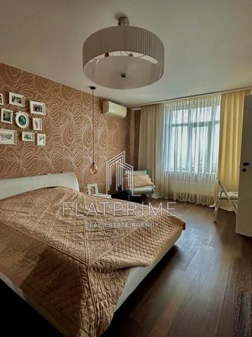 Валерія Лобановського просп. (Червонозоряний), 4-А