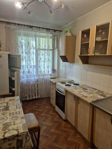 Князя Володимира Великого просп., 157