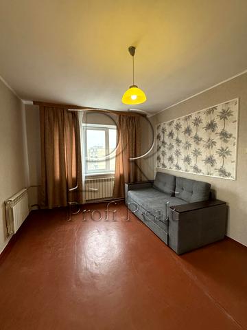 Героїв Дніпра вул., 71