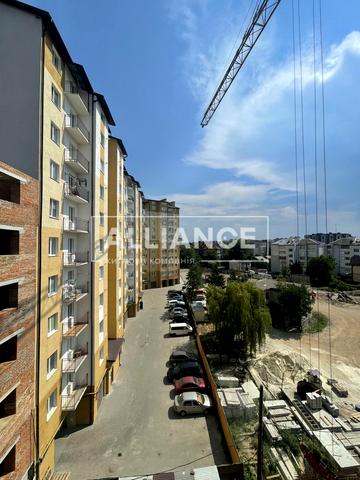 Урожайна вул., 7