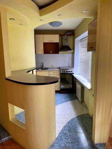 Лесі Українки бульв., 9