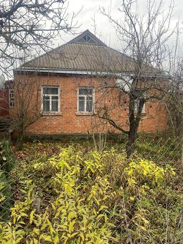 Будинок біля озера