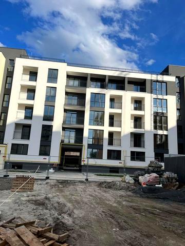 Героїв Крут вул., 6