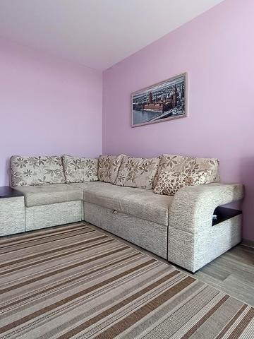 Луговська вул., 255