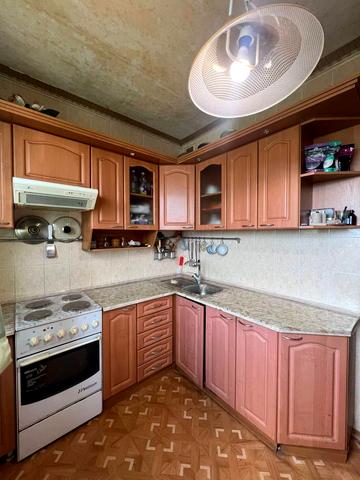 Велика Кільцева вул., 132