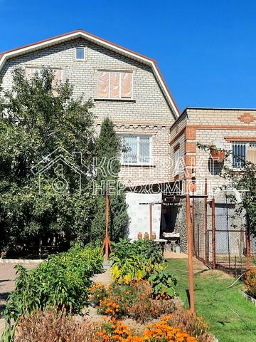 Українська вул., 9в