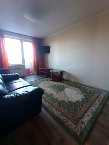 Перемоги просп., 72б