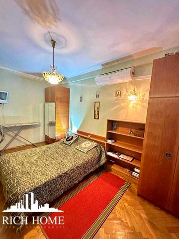 О.Тихого 81/83,  затишна 2к квартира, м Шулявська 13хв пішки! ЖК Сучасний квартал