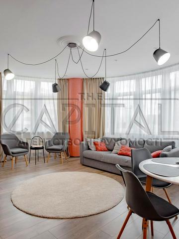 Полтавська вул., 10