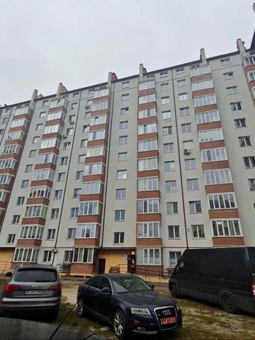 Івана Величковського вул., 61