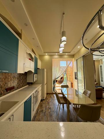 Кулишівська вул. (Сергія Лазо), 36