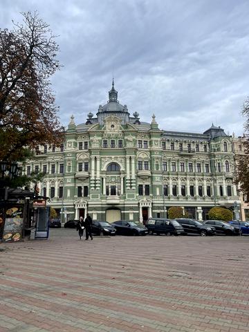 Соборна пл., 2