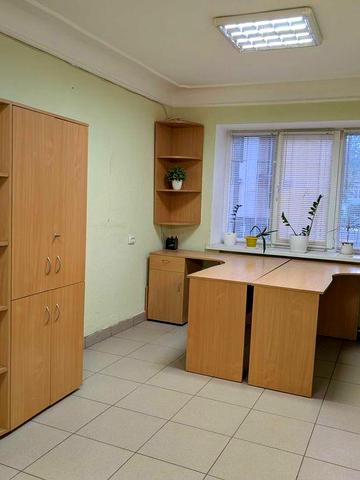 Продаж квартири 5хв пішки від М Житомирська (під житло чи офіс)