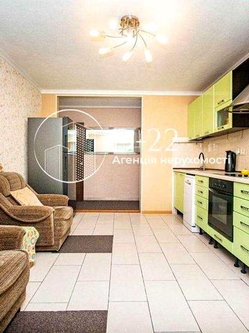 Без% Продаж 3-к квартири пр-т Науки, Голосіївський р-н, Деміївська