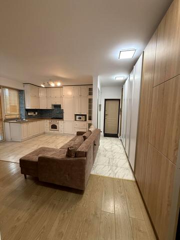 Винна Гора вул., 30