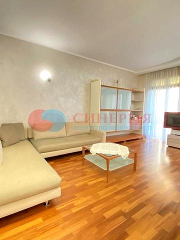 Різницька вул., 11