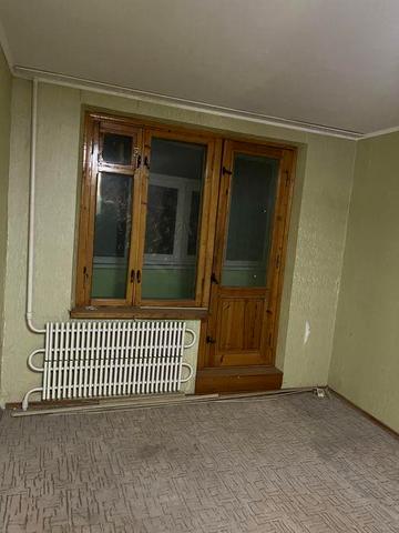 Продам 3 кв 10/12 Победы 72Б