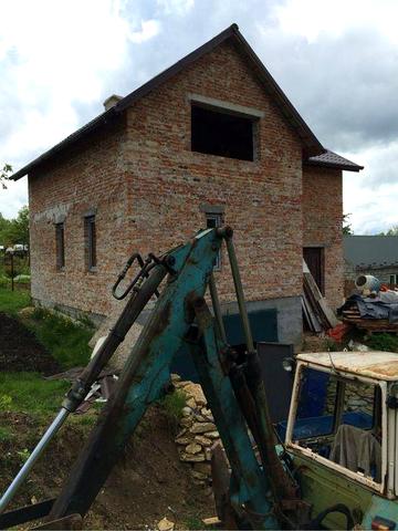 Продаж будинку з двома ділянками