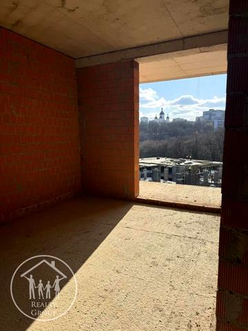 Китайська вул., 52