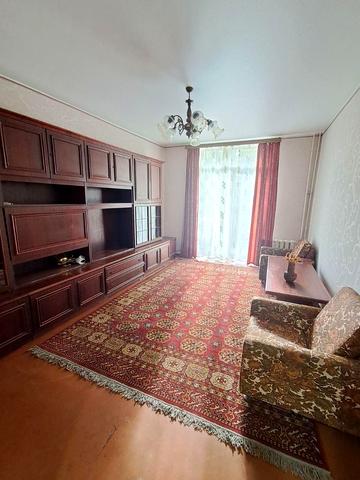 Незалежної України вул. (40 років Радянської України), 2