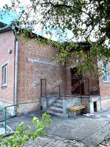 Героїв Крут вул., 220