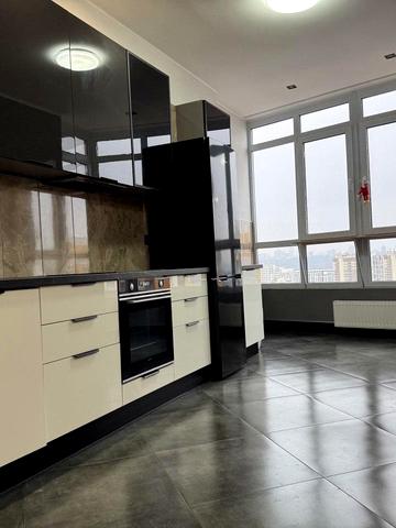 Каховська вул., 62-А