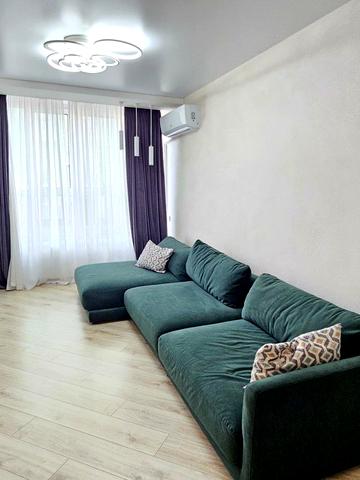 Панаса Мирного вул., 16/1