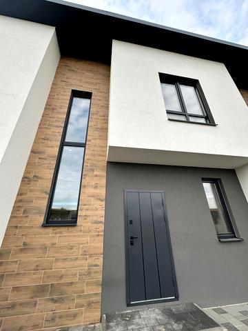 Богатирська вул.