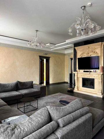 Продаж 5-кімнатної квартири в клубному будинку поблизу «Піскових Озер»