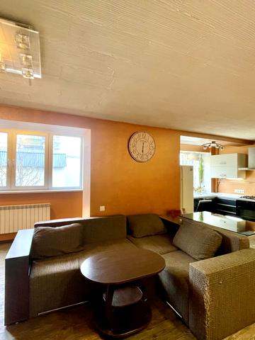 Валерія Лобановського просп. (Червонозоряний), 39-А