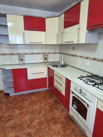 Вишневецького бульв., 12