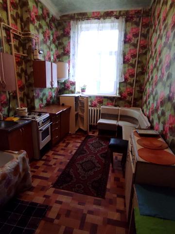 Колеусівська вул., 4