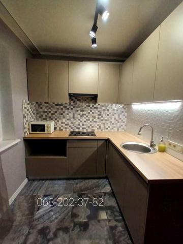 Валентинівська вул. (Блюхера), 21