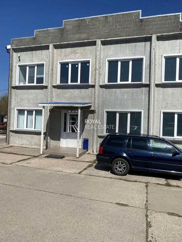 1 Травня вул., 1