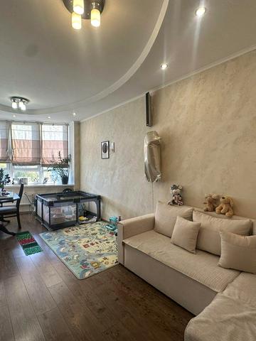 Незалежності вул., 11/1