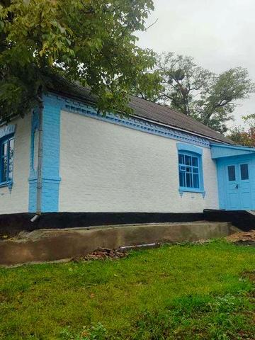 Продам будинок в смт Вільшана.