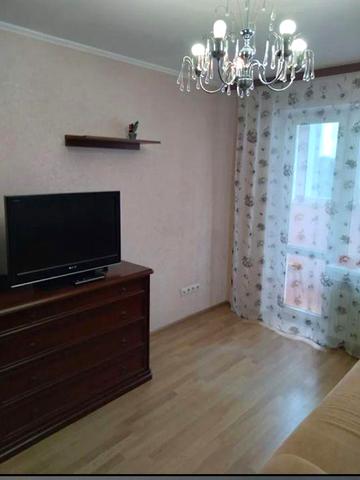 Квартира 28 км  Шевченківський район вулиця Платона Майбороди 5/9