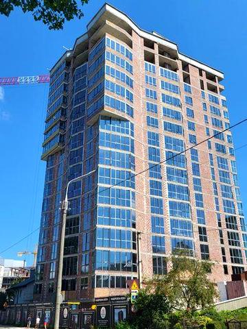 Продаж 2 кім квартири коло ставу та парку. ЖК набережна вежа