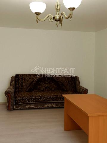 Різдвяна вул. (Маршала Жукова), 5