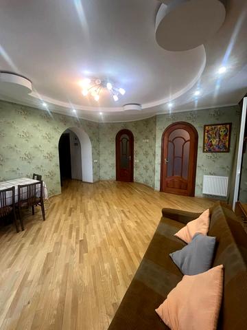 Пирогова вул., 111а