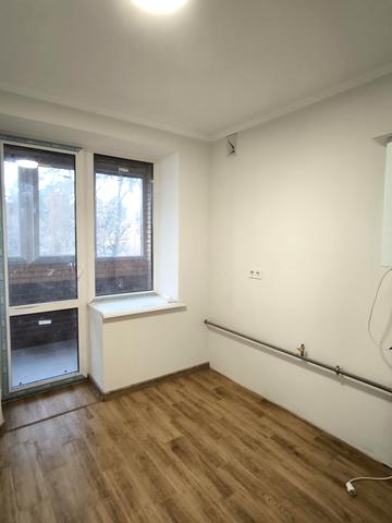 Київська вул., 53