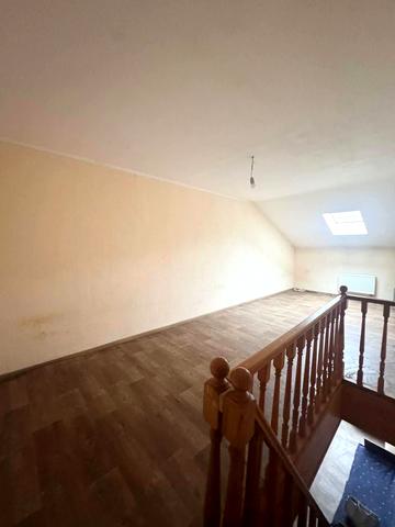 Загребля вул., 19