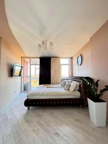 Пасічна вул., 33