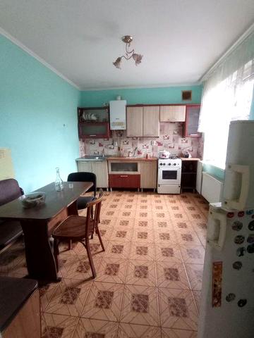 Оренда будинку Гречани можна для хлопців