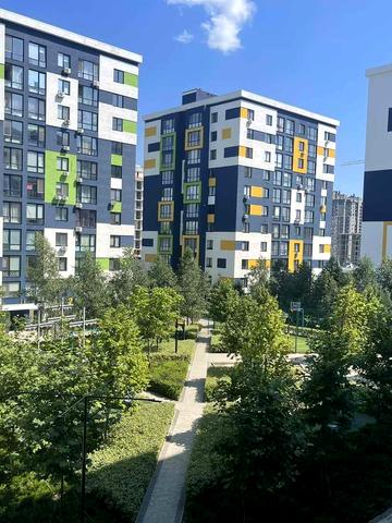 Вишнева вул., 35