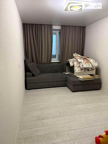 Продаж 2к Квартира Небесної Сотні проспект