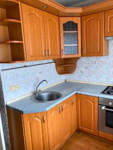 Автозаводська вул., 17