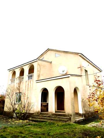 С. Васильченка, 8
